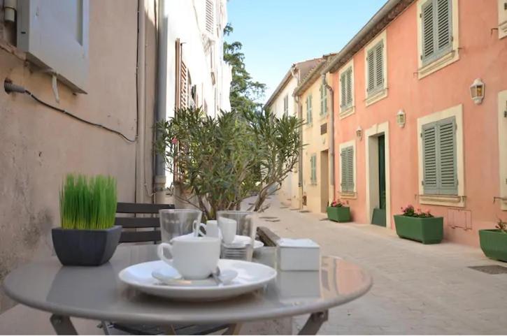 Appartement 3 Studios Centre Ville Saint Tropez Avec Parking Ngoại thất bức ảnh